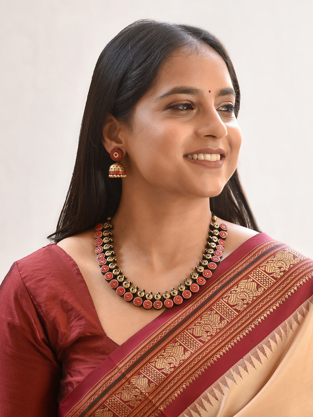 Handcrafted Droplet Design Jewellery Set in Antique Gold & Red