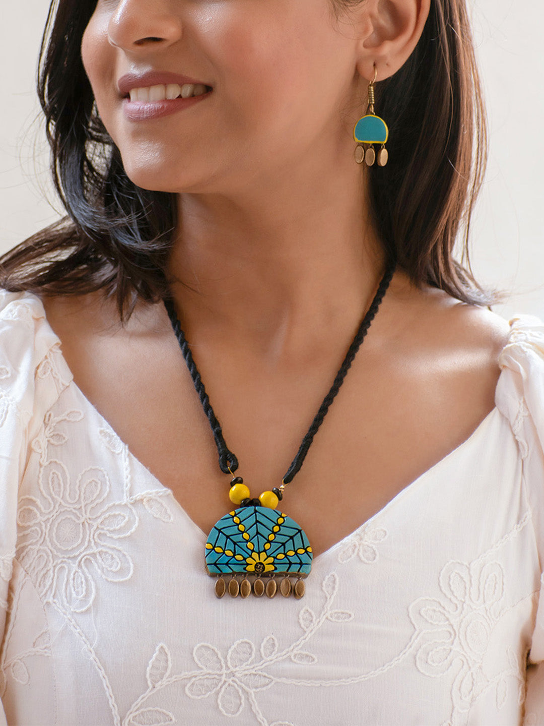 Blue and Yellow Fish Design Handmade Terracotta Choker Set