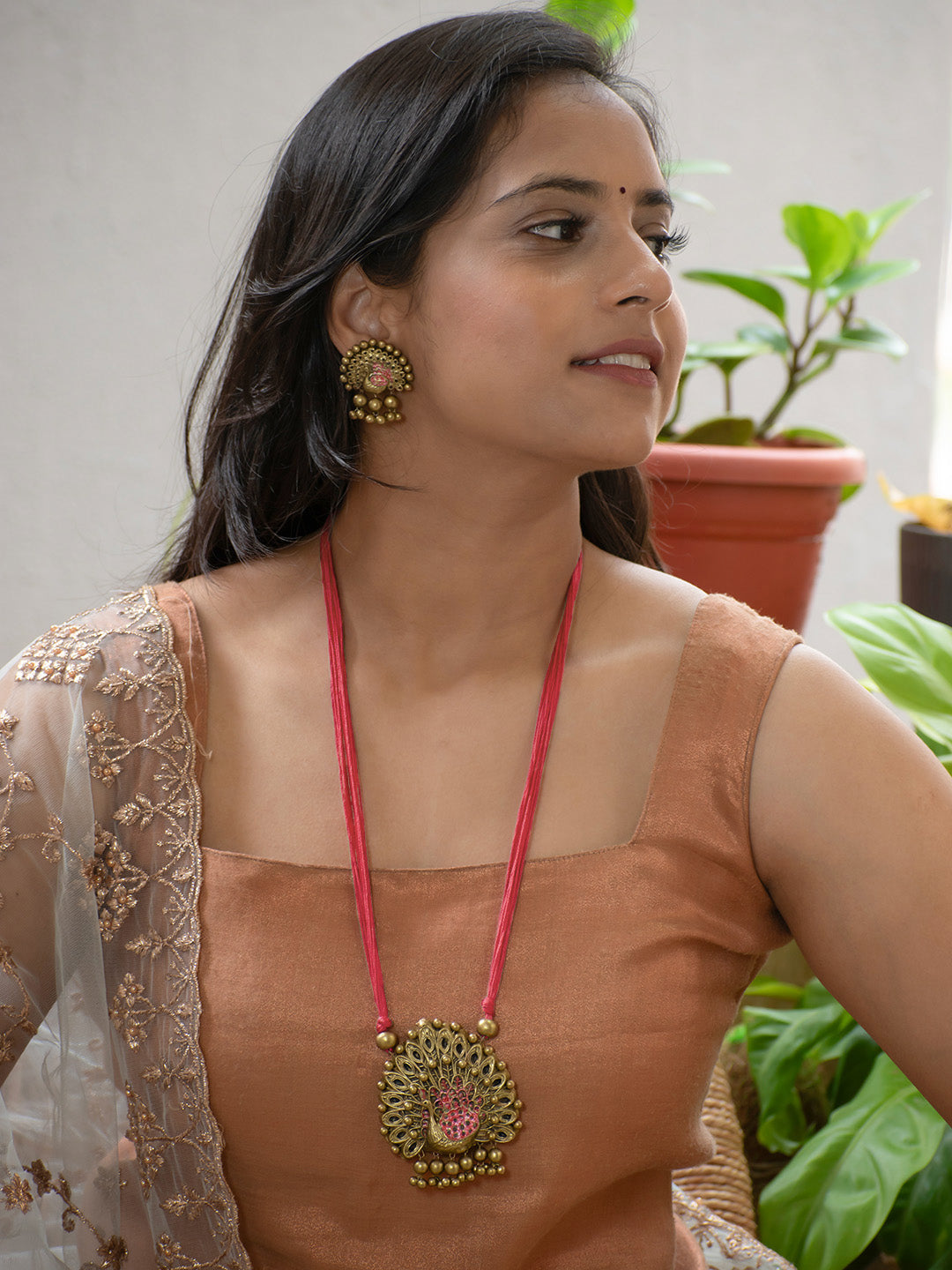 Gold and Light Pink Design Handmade Terracotta Necklace Set