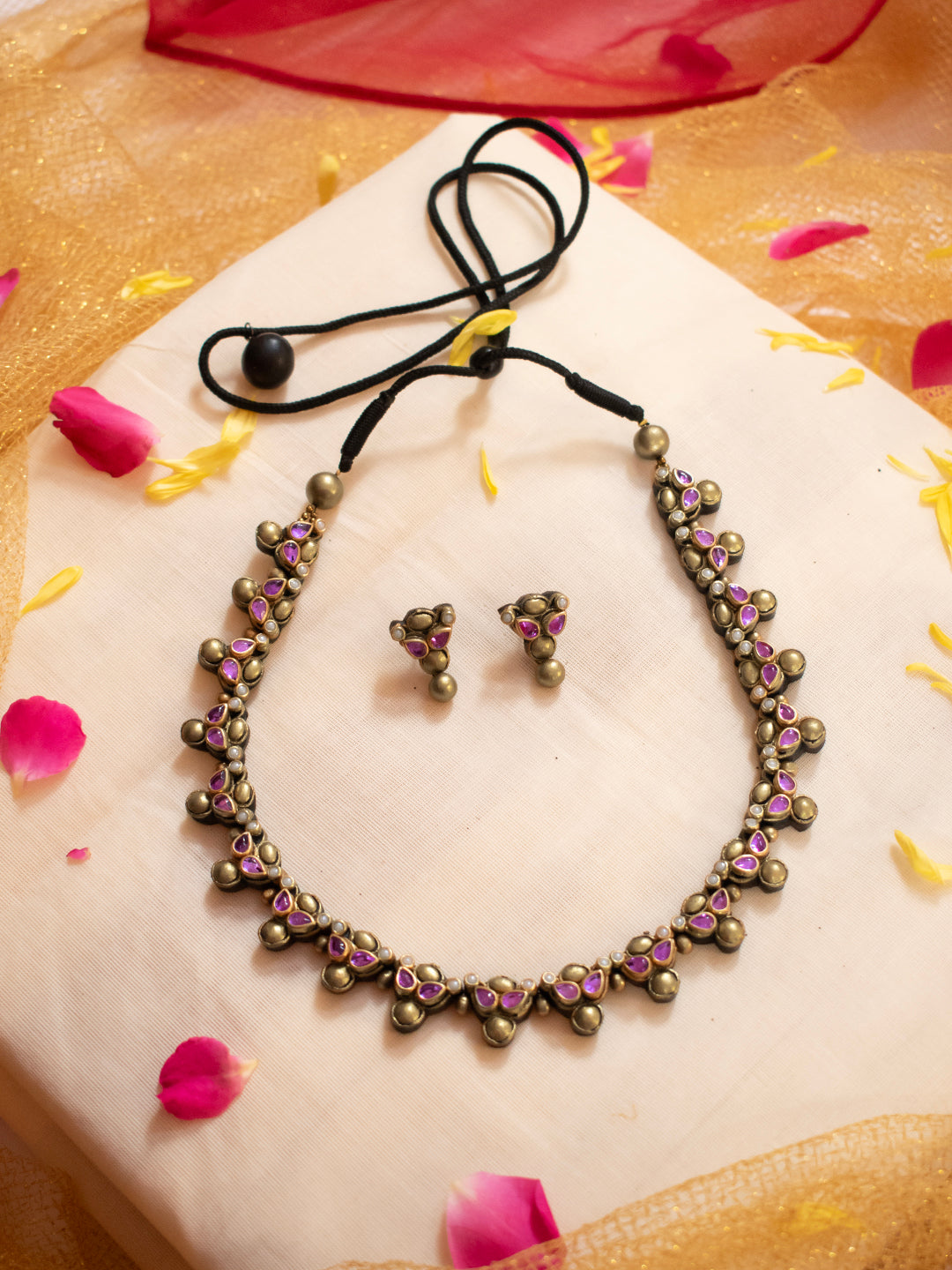 Antique Gold Light Purple Kundan Leaf Circular Minimalistic Design Handmade Terracotta Necklace Set