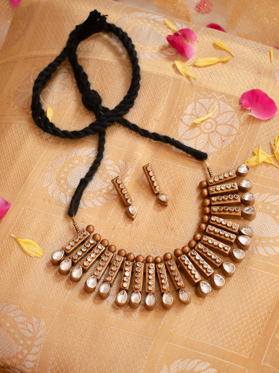 Fringe Pattern Kundan Fusion Boho Contemporary Style Handmade Terracotta Necklace Set
