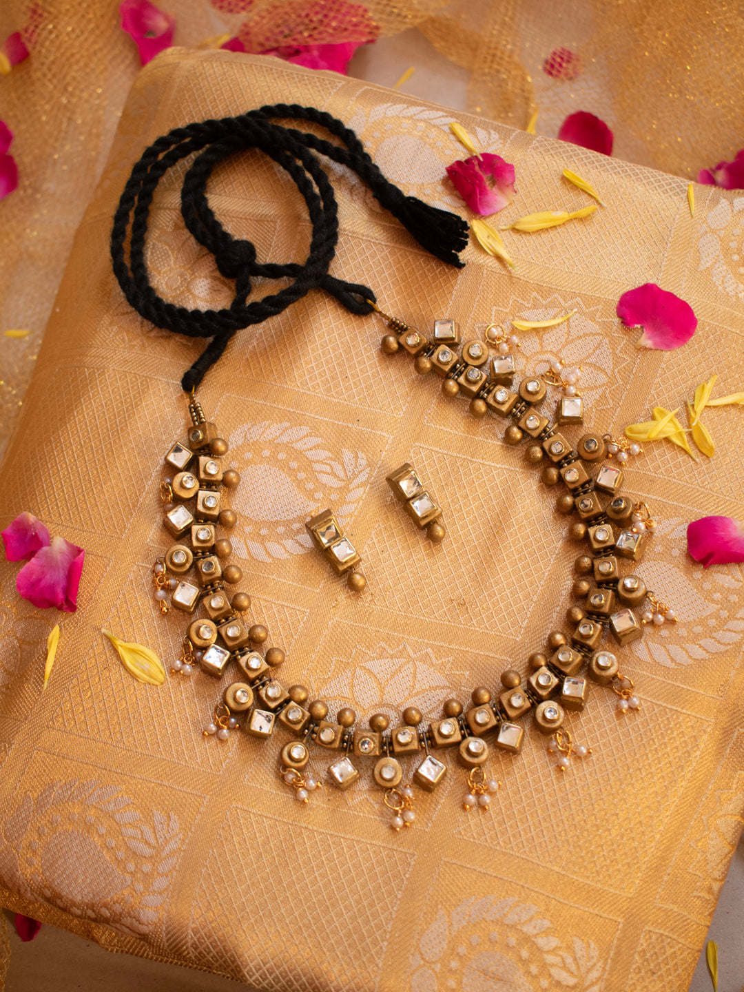 Antique Gold Square Circular Design Kundan Fusion Handmade Terracotta Necklace Set