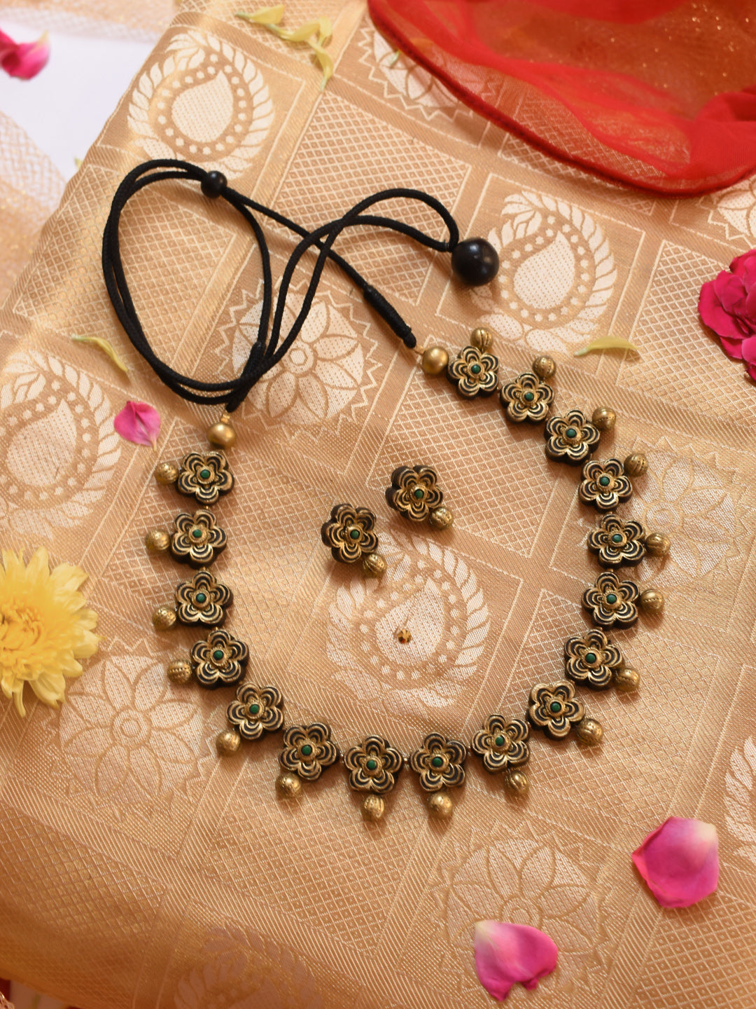 Floral Vector Design Antique Gold Green Handmade Terracotta Necklace Set