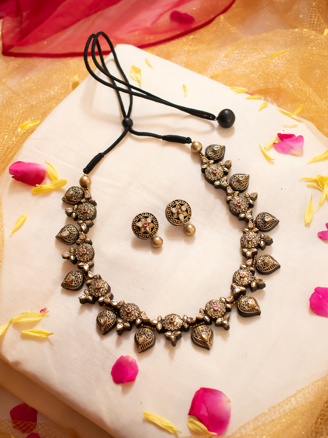 Antique Gold Pink Kundan Stone Circular Pear Shape Rajwadi Style Handmade Terracotta Necklace Set