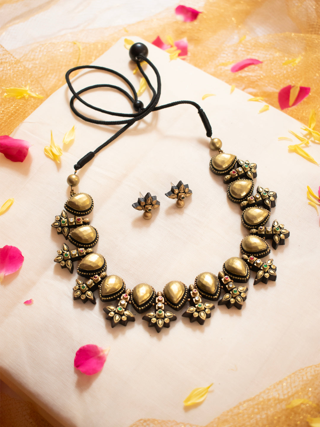 Pear Shape Antique Gold Red Green Kundan Stone Handmade Terracotta Necklace Set