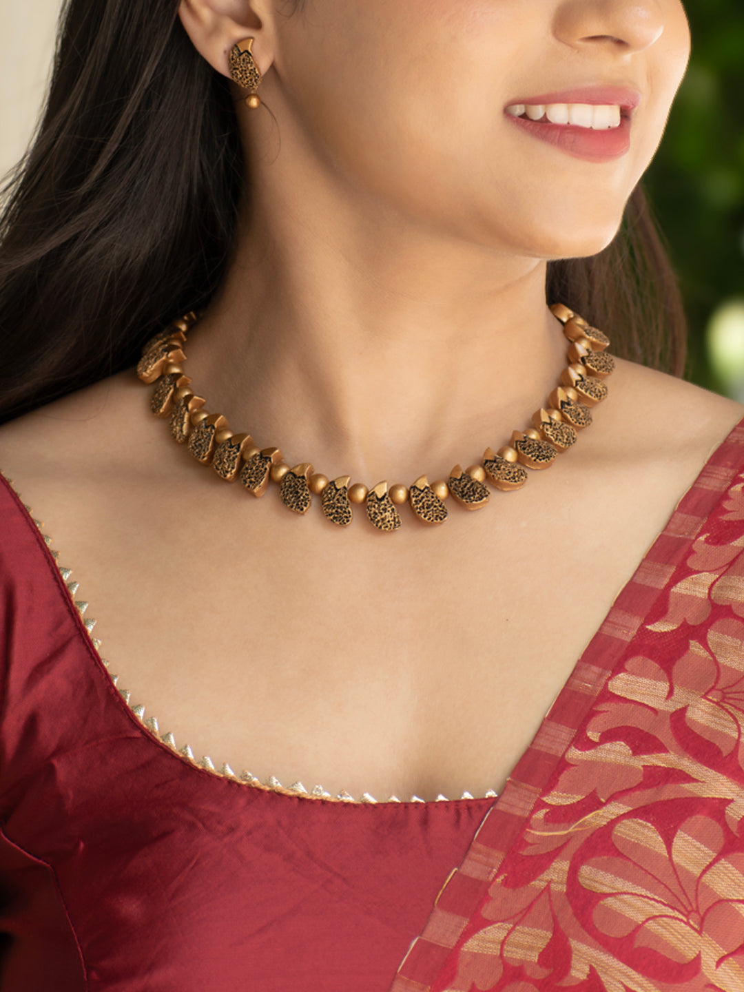 Gold Mango Engraved Pattern Handmade Terracotta Necklace Set