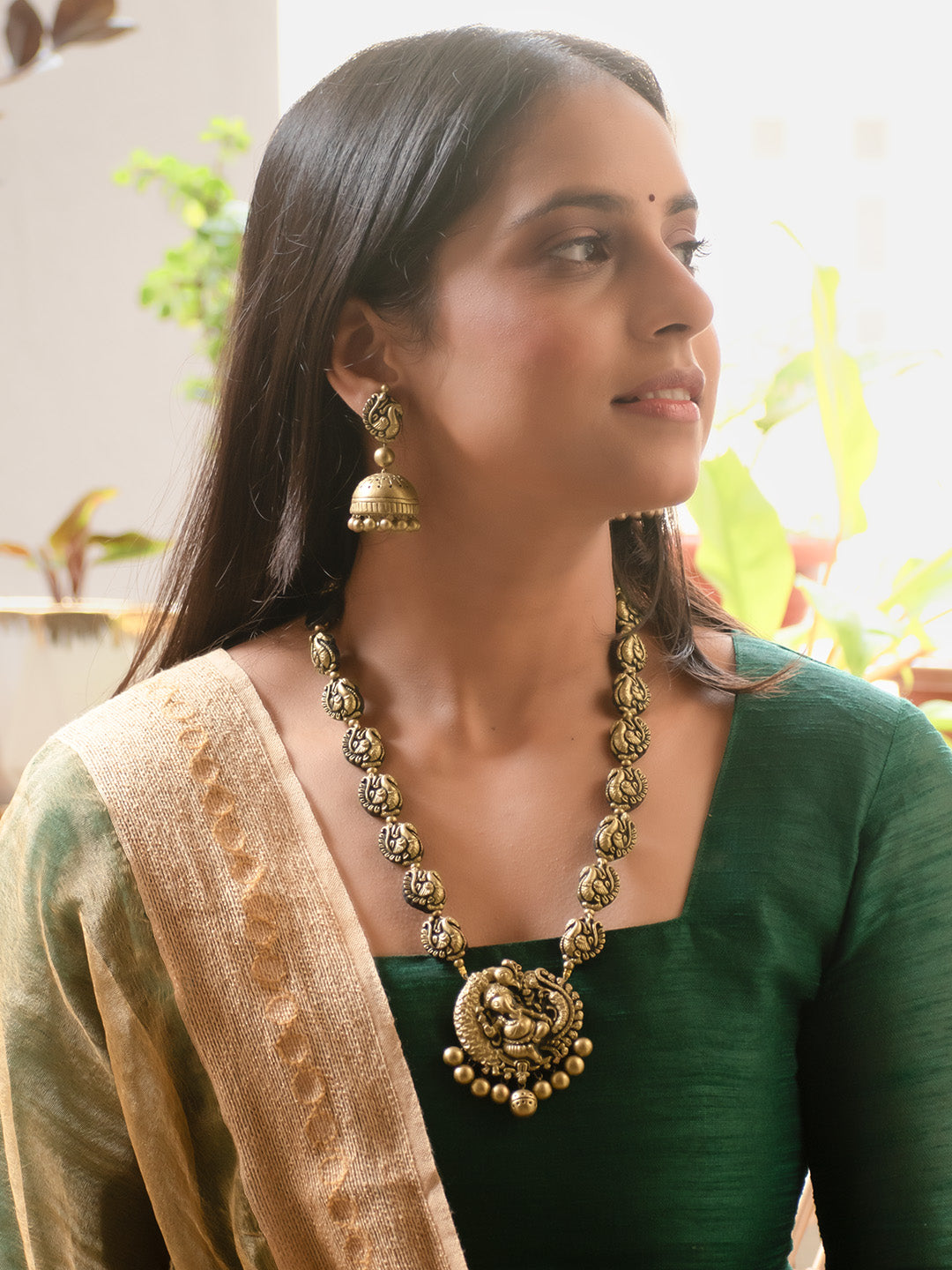 Surasa — Ganesha Design Hand Painted Terracotta Jewelry Set