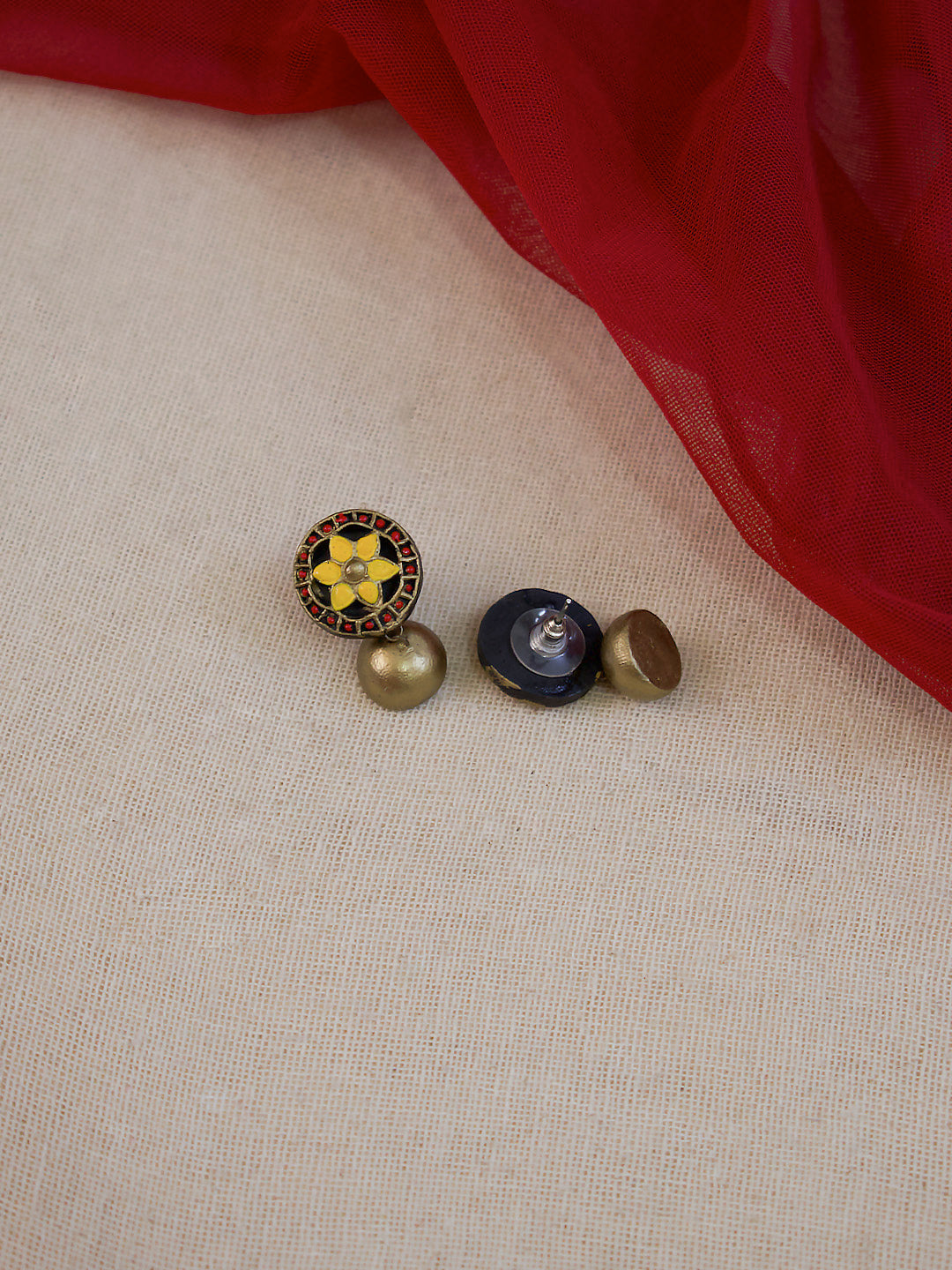 Antique Gold Toned Circular Shape Floral Design Yellow And Red Color Choker Handmade Terracotta Necklace Set