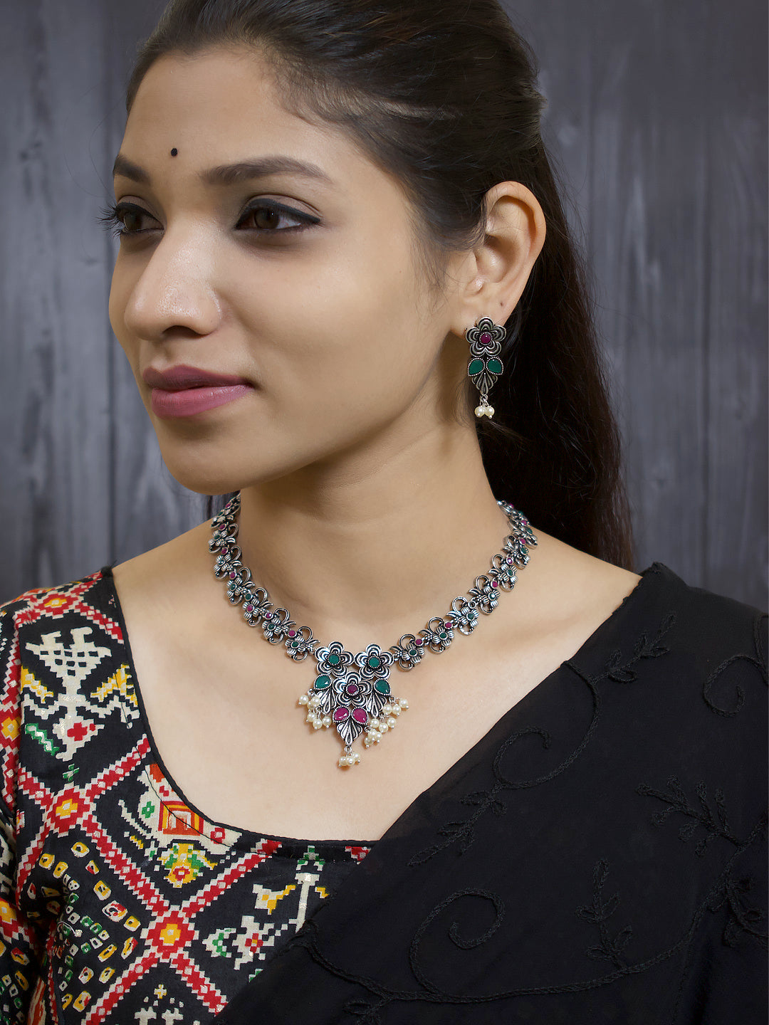 Flower Design German Silver Necklace Set