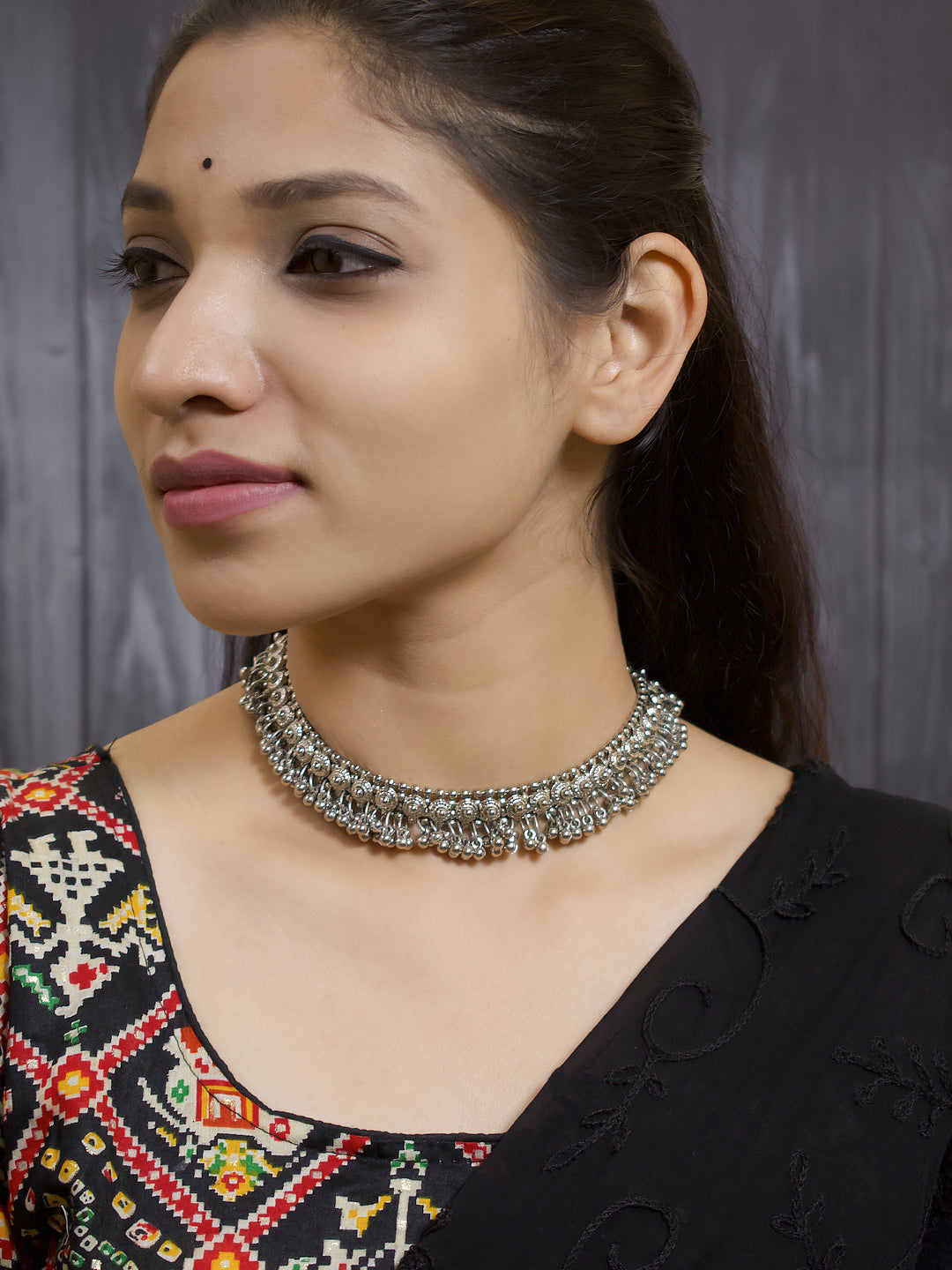 Flower Design Silver Necklace