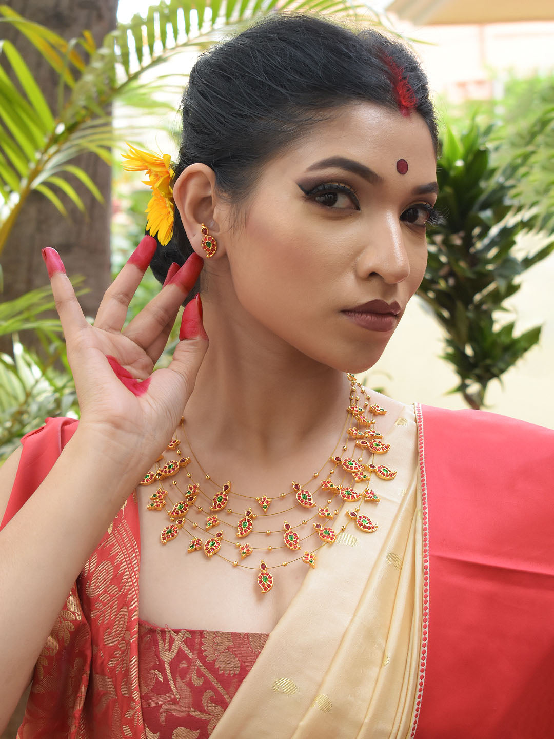 High Quality Gold Plated Multilayered Mango Design Motifs Red And Green Color Kemp Stones Necklace Set