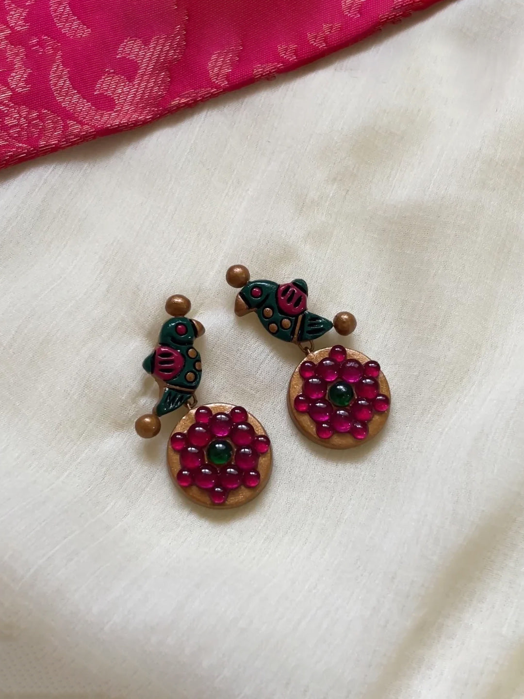 Parrot Design Hand Painted Finish Terracotta Jewellery Set