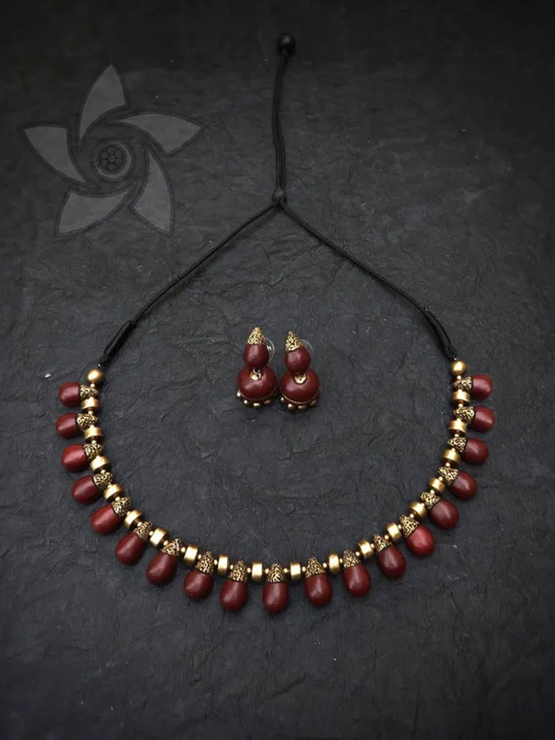 Kanmani - Tear Drop Design Handmade Terracotta Maroon Colour Choker Necklace Set
