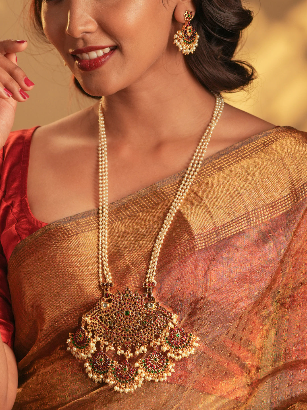 Gold Tone Temple Necklace Set- Pearl Haaram Red