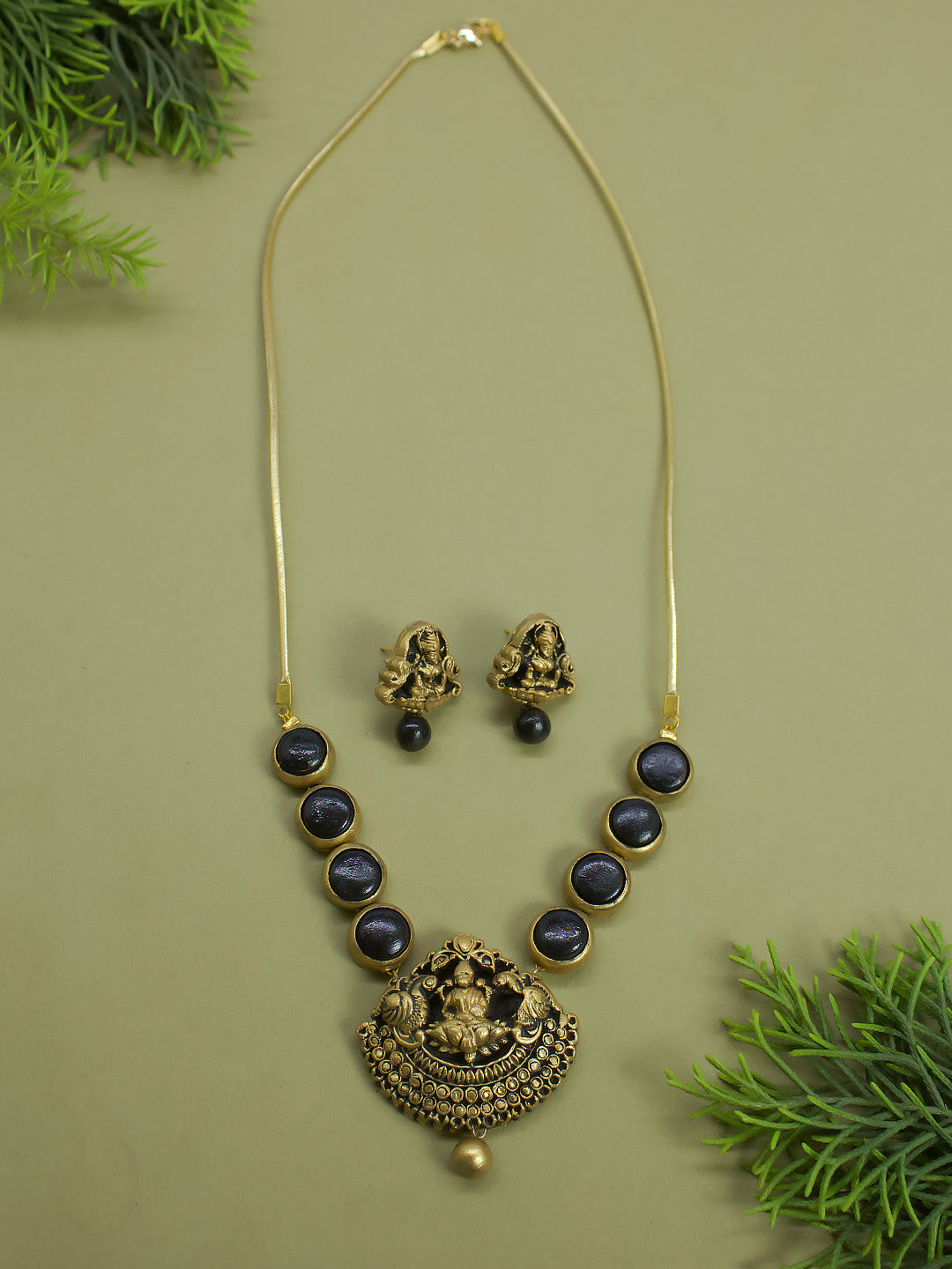 Circular Pattern Design Lakshmi Pendant Design Antique Gold Black Handmade Terracotta Necklace Set