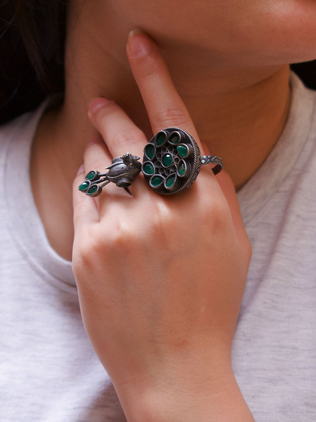 Antique Silver Plated Peacock Design Green Color Artificial Stone Adjustable Finger Ring