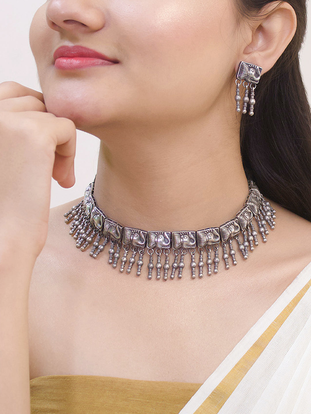 Silver Plated Elephant Design With Hanging Spike Choker Necklace Set