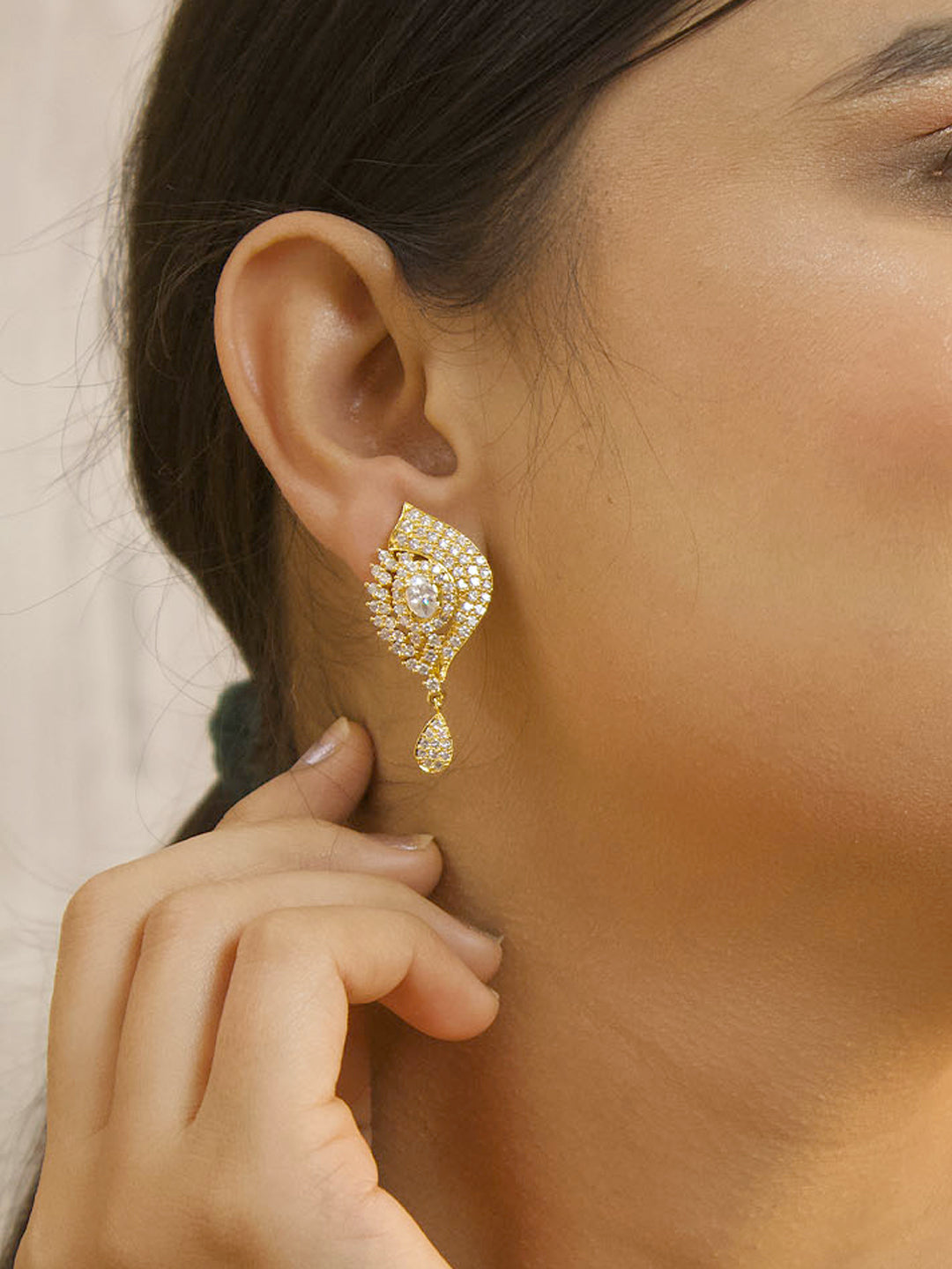 Avismaya Gold Plated Floral Design American Diamond Stone Drop