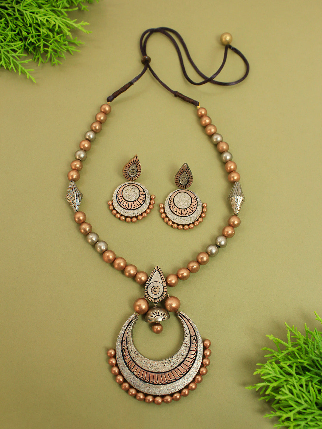 Antique Gold Toned Halfmoon Design Pendant Medium Handmade Terracotta Necklace Set