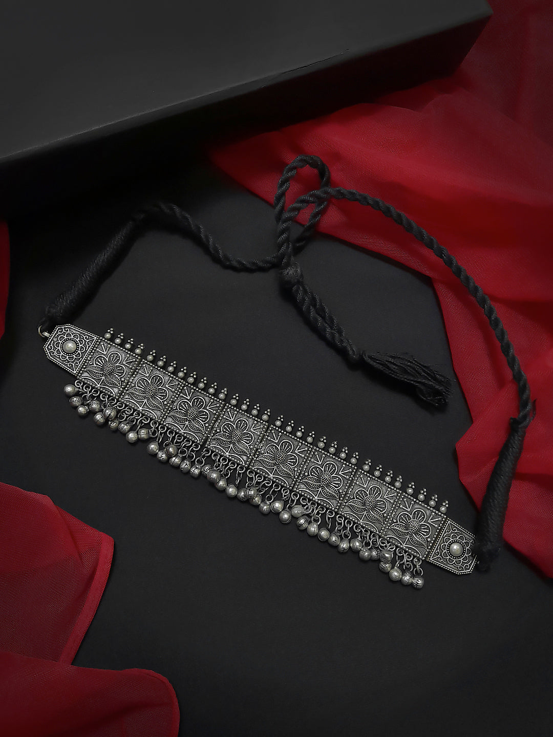 Silver Plated Square Shape Flower Design With Hanging Silver Beads Choker Necklace