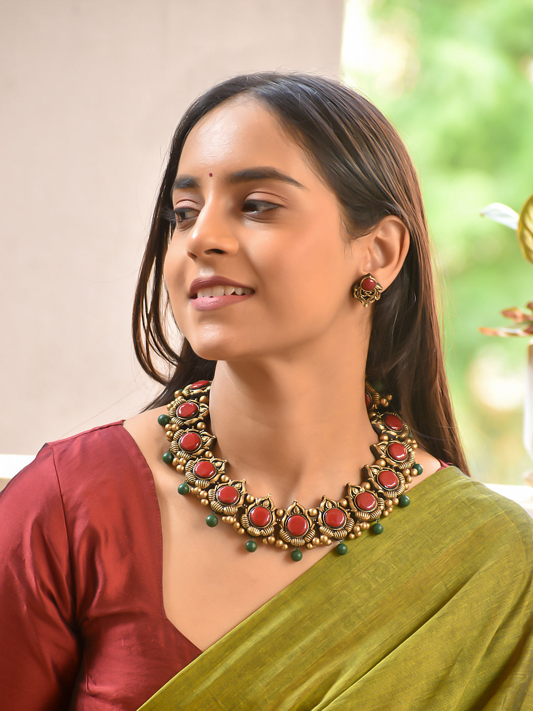 Terracotta Red Stone Choker with Floral Motifs