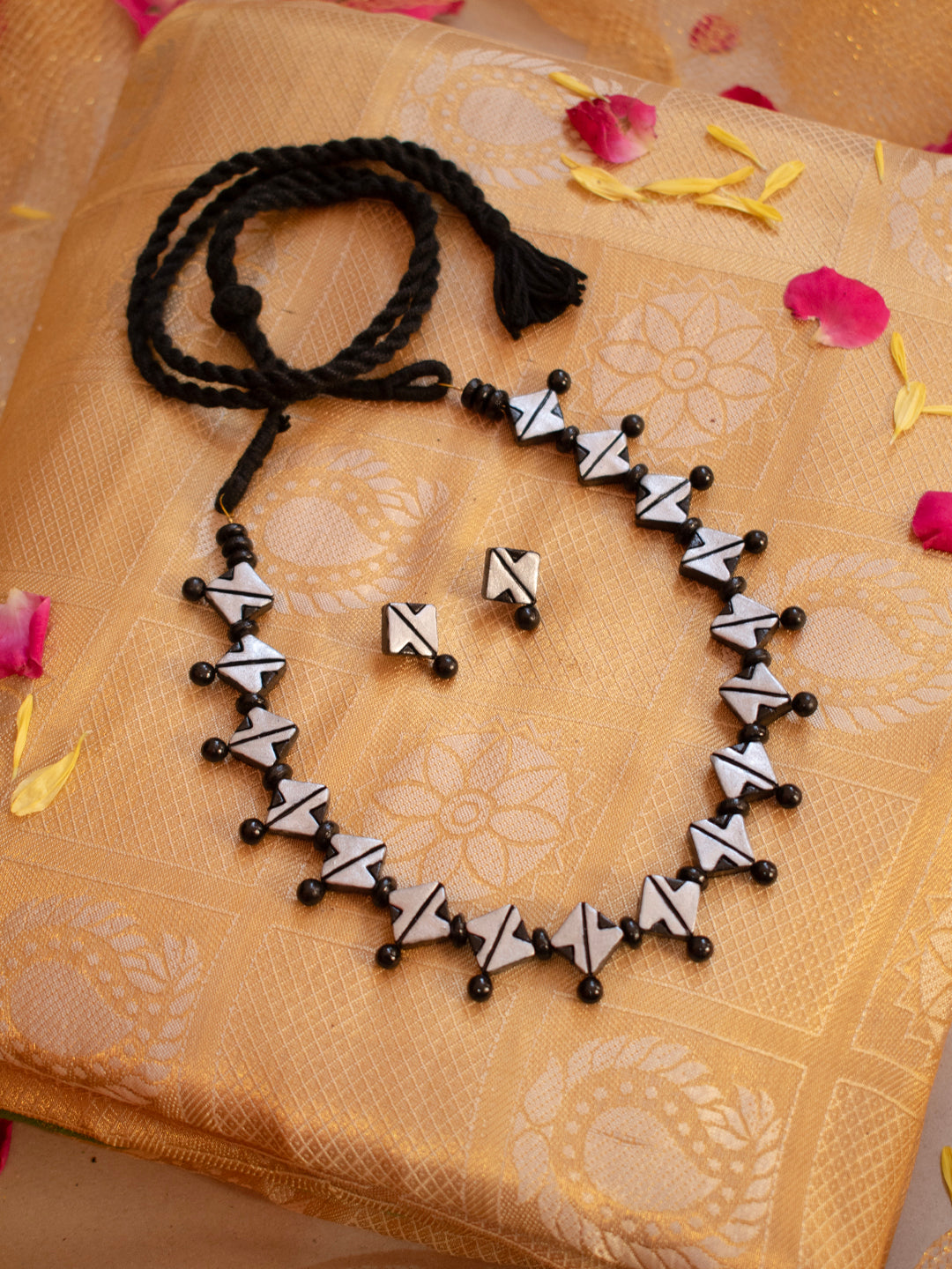 Silver and Black Rhombus Design Handmade Terracotta Necklace Set