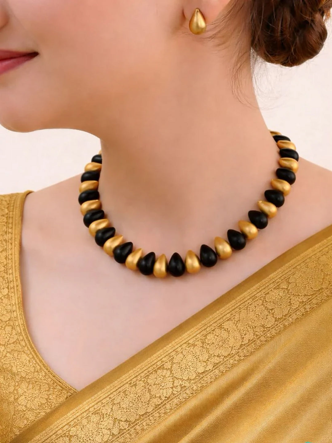 Terracotta Black & Antique Gold Teardrop Bead Necklace Set