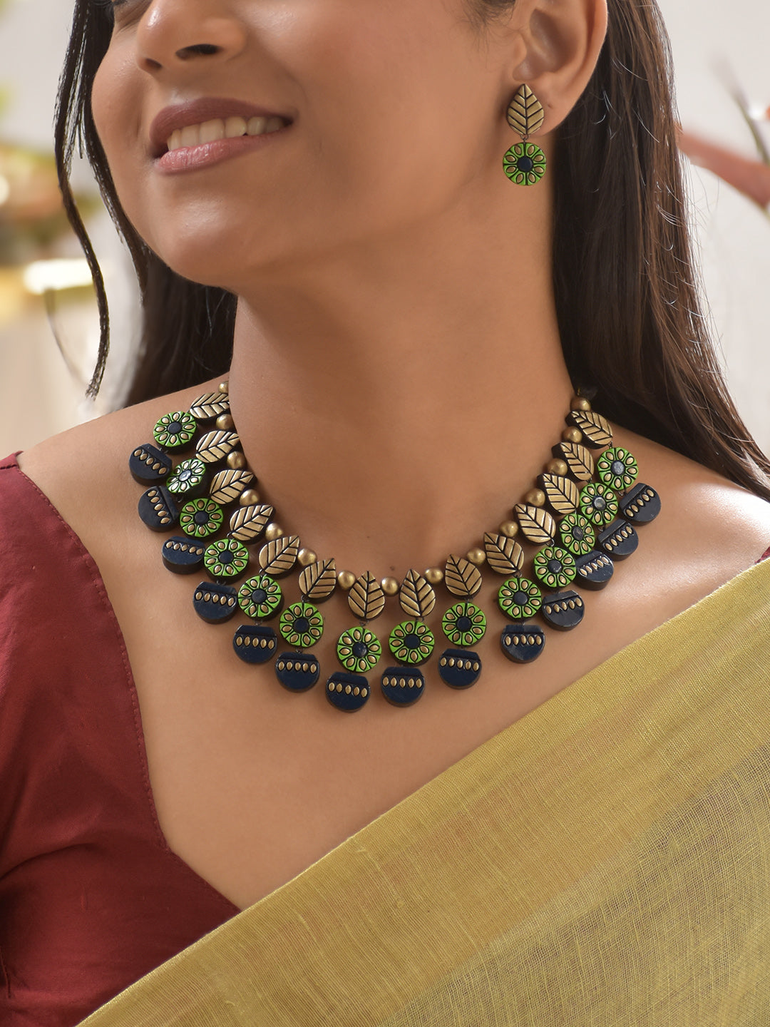 Terracotta Green Floral Motif Necklace with Leaf Accents & Earrings