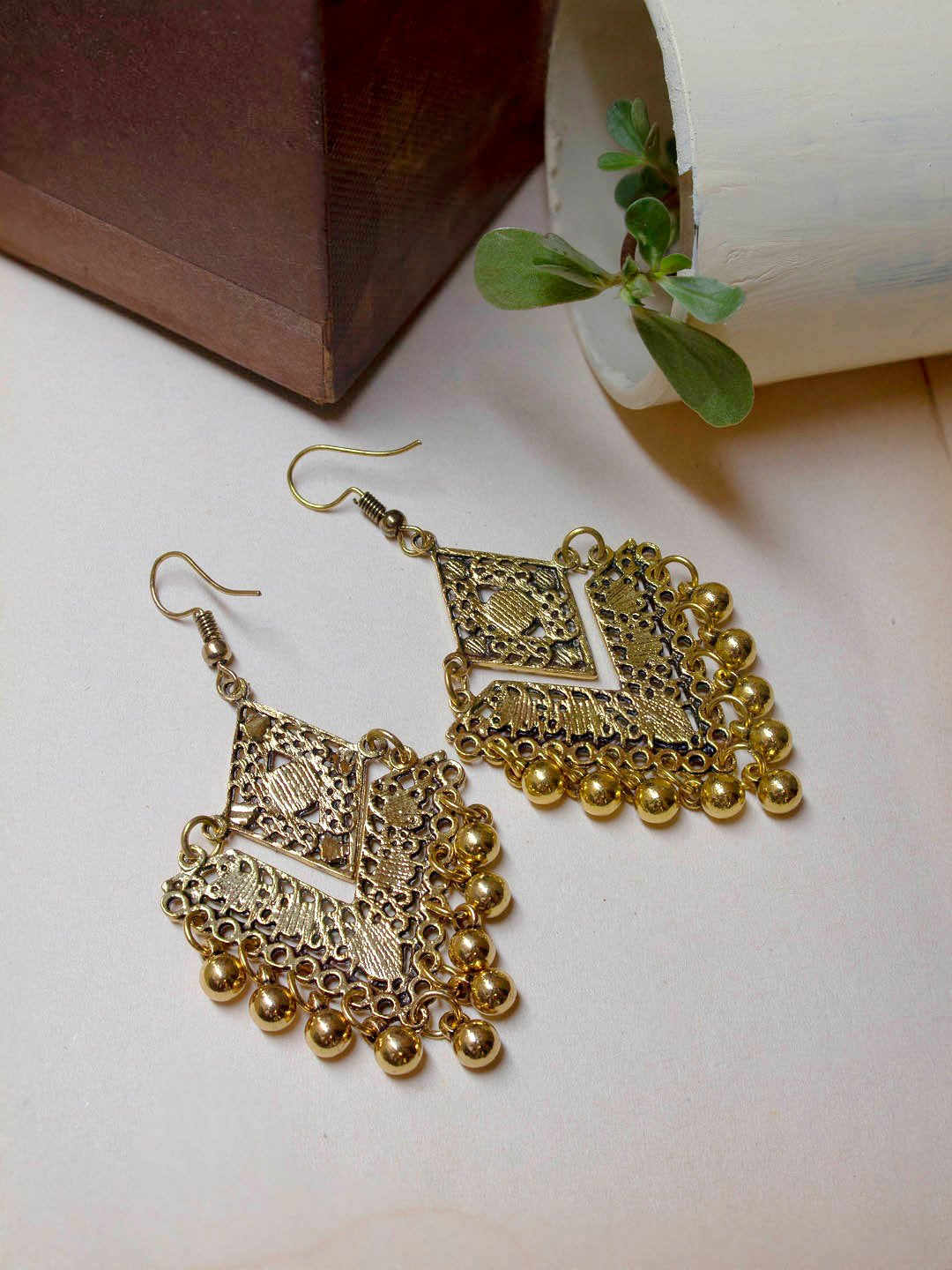 Gold Plated Filigree Design Black Color Artificial Stone Dangler Earring