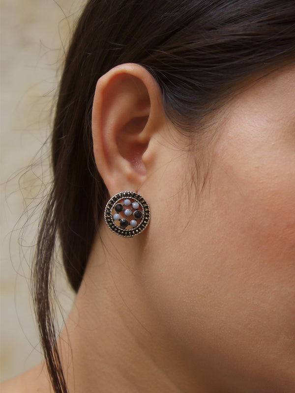 Round Design  Black Stud  With Stones Earring