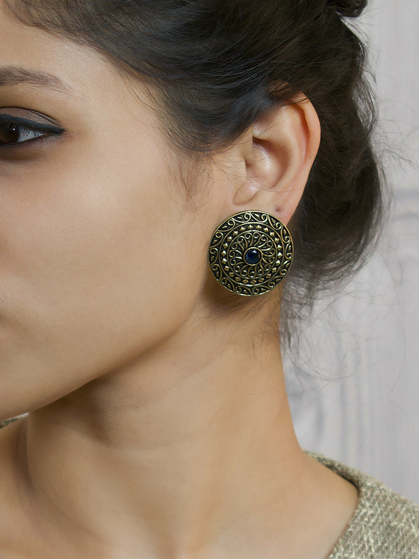 Circular Design Gold Earring