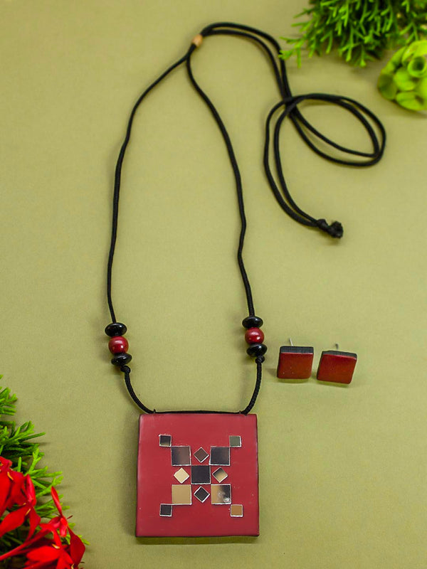 Maroon Geometric Square Design Mirror Work Minimalistic Handmade Terracotta Necklace Set