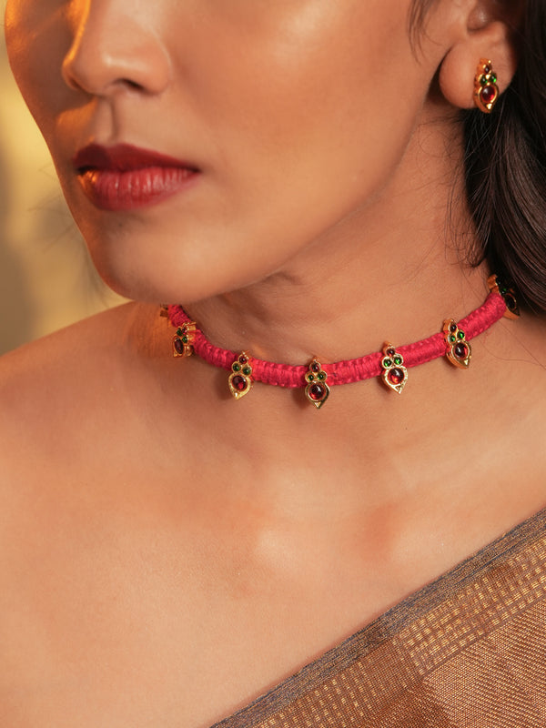 Gold tone temple necklace set-Red Thread Choker