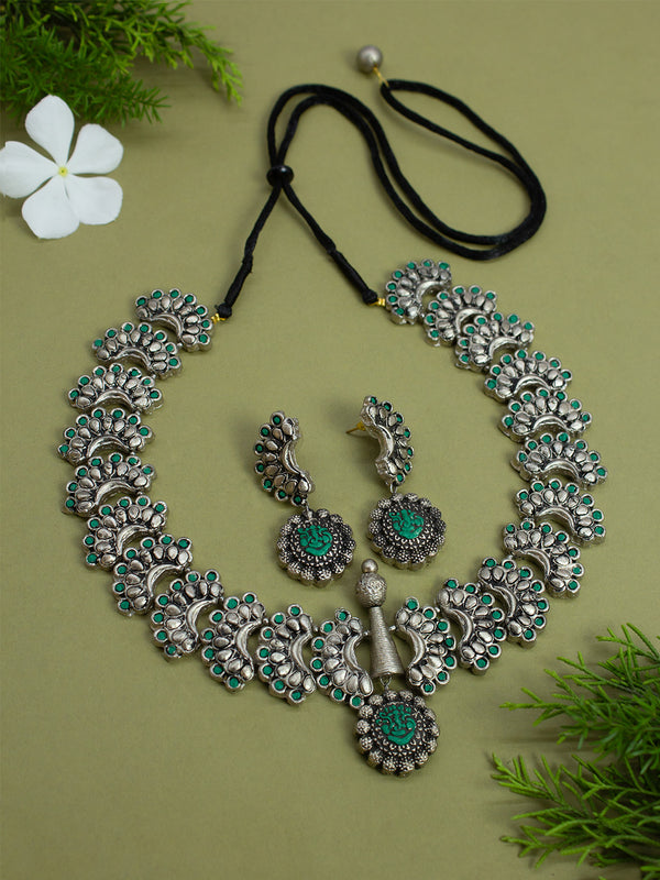 Antique Silver Toned Peacock Design Pendant Terracotta Choker Necklace Set