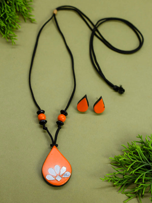 Orange Pear Shape Mirror Design Work Minimalistic Handmade Terracotta Necklace Set