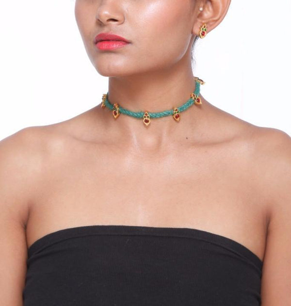 Green Choker With V Shaped Motifs And Earrings