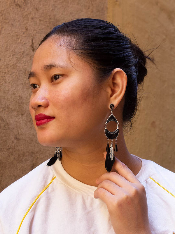 Black Color Feather And Leaf Drop Earring