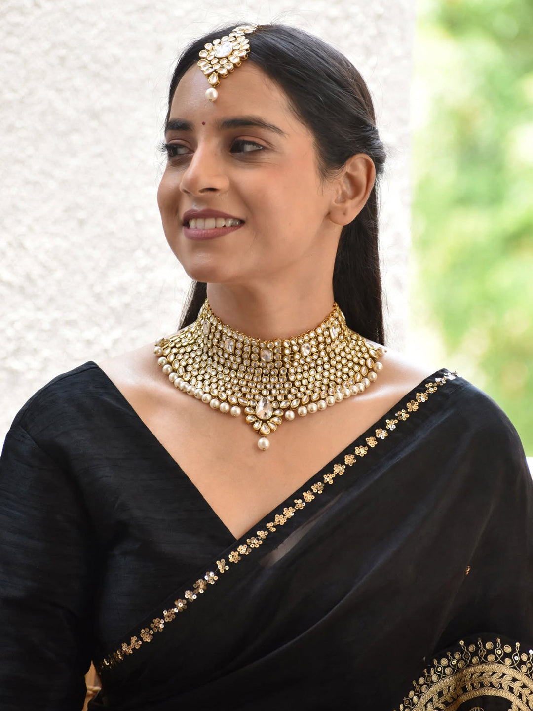 Avismaya Gold Plated Geometric Design Statement With Kundan Stones And Pearls Choker Necklace With Maang Tikka