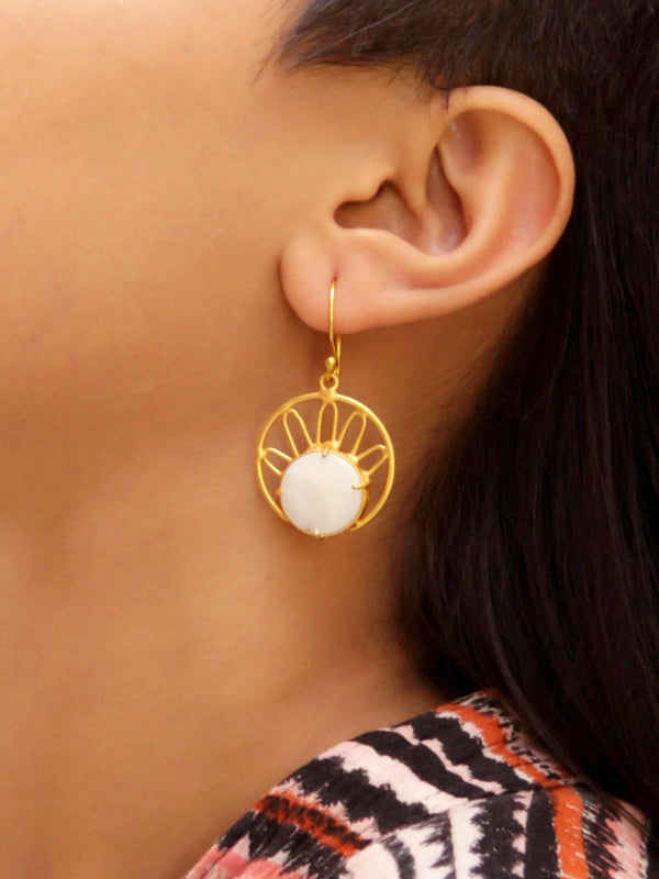 Avismaya Gold Plated Floral Design White Color Moonstone Dangler Earring