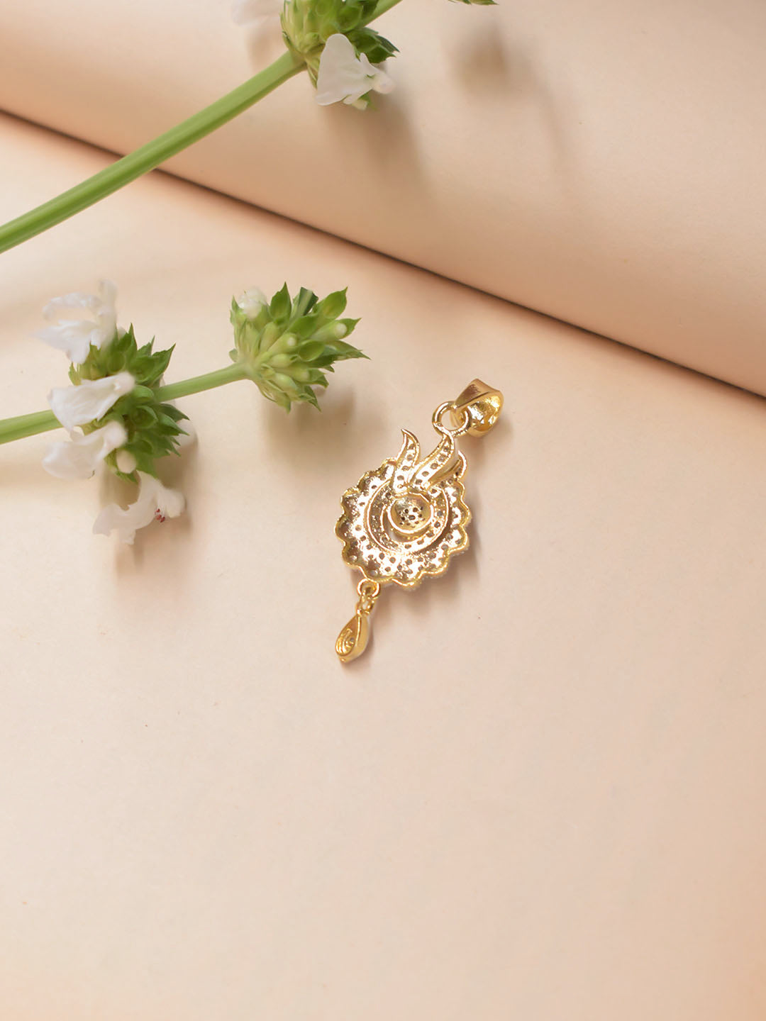 High Quality Gold Plated Circular Shape Pendant CZ Stones With Earring Set