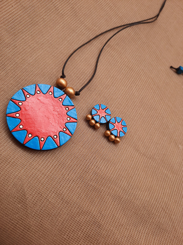 Antique Gold Toned Blue And Red Color Circular Design Pendant Terracotta Medium Necklace Set