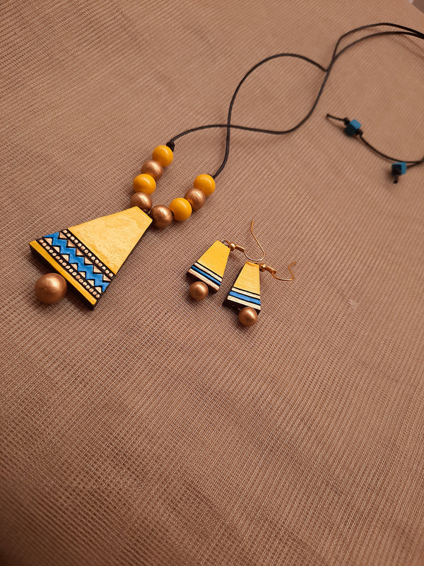 Antique Gold Toned Yellow And Blue Color Triangular Shape Pendant Terracotta Medium Necklace Set