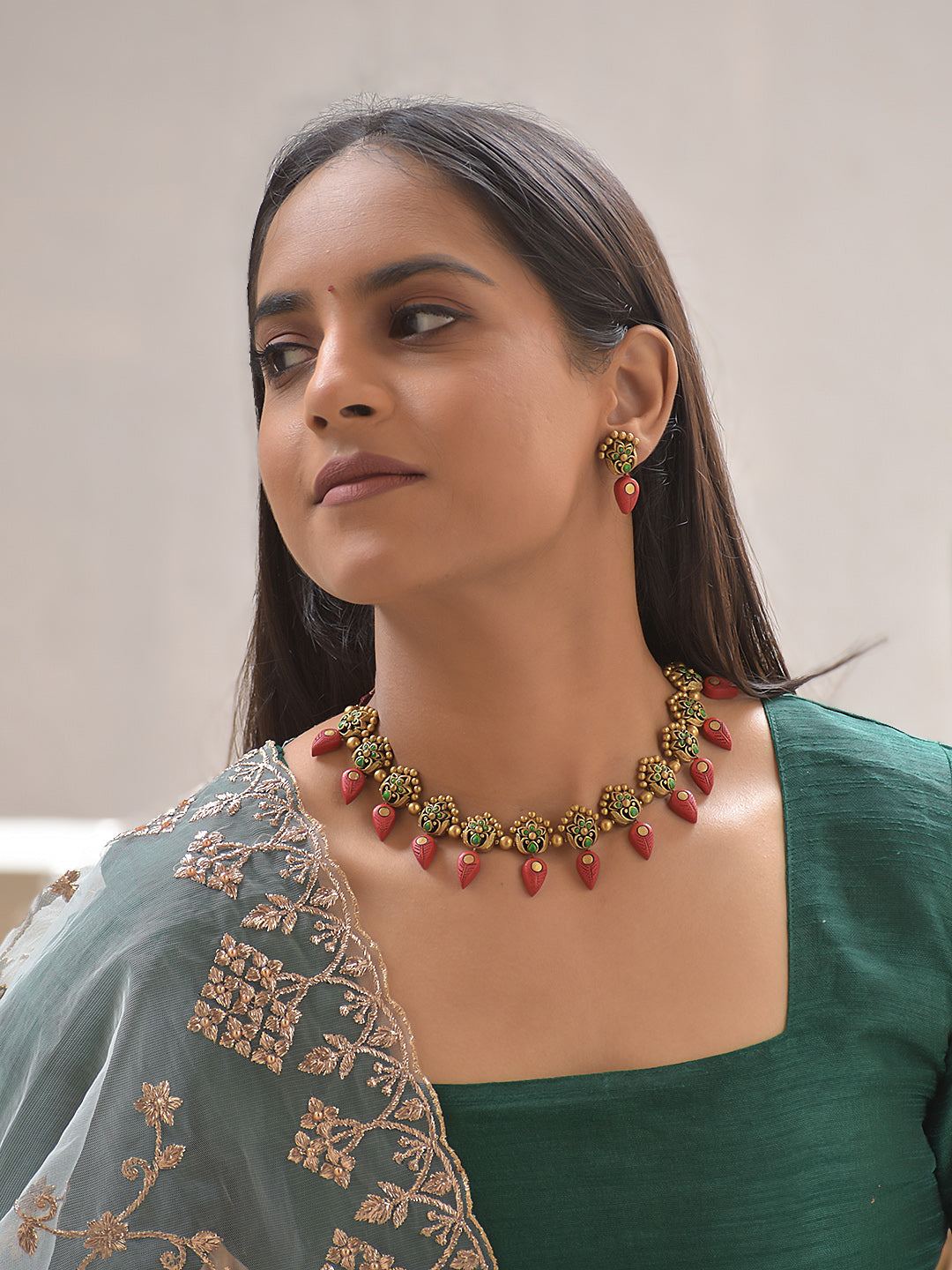 Antique Floral Terracotta Necklace Set with Leaf Accents