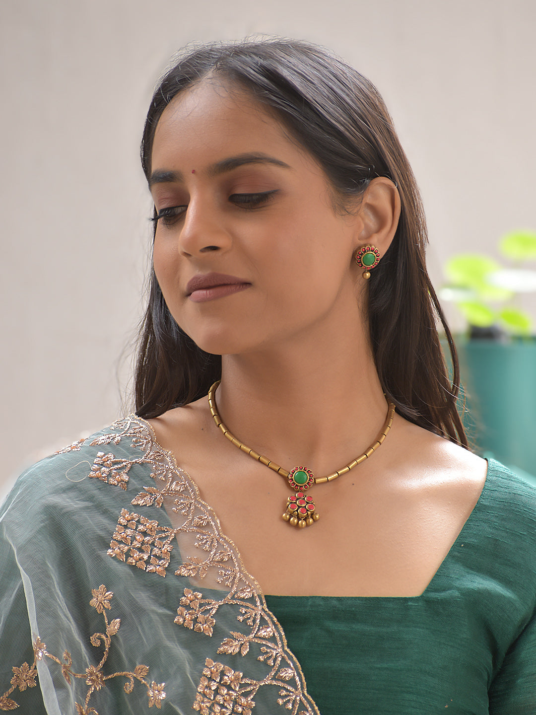 Terracotta Green Stone Pendant Necklace with Cylinder Beads
