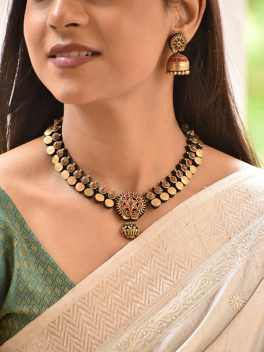 Nidhi — Gold Coin & Red Stone Short Necklace Set