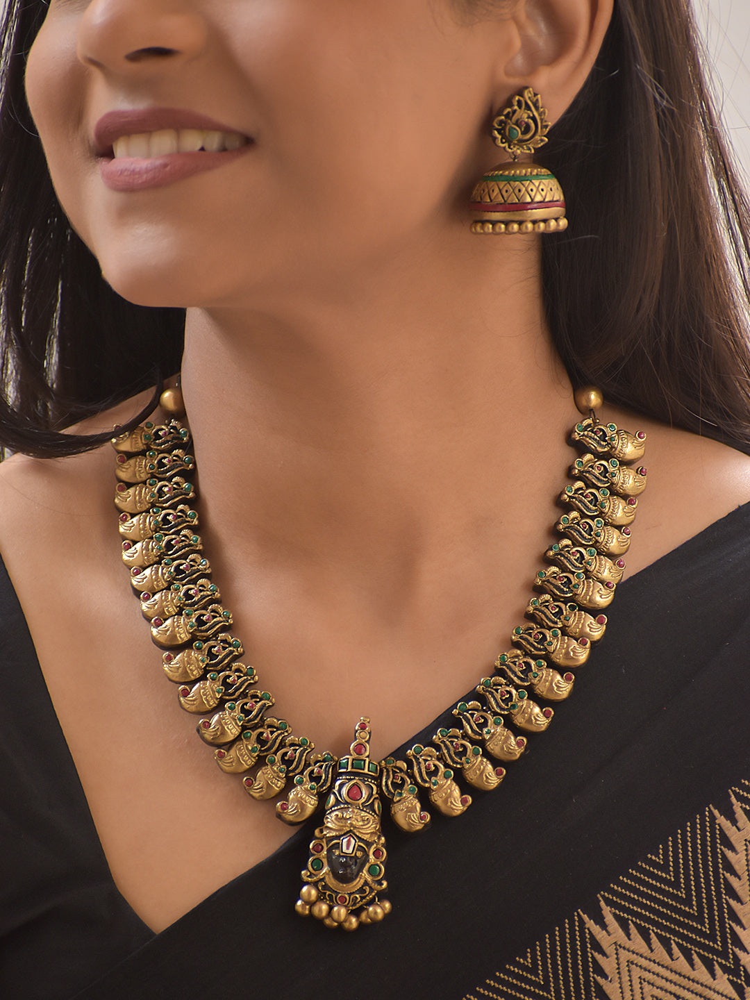 Terracotta Divine Lord Venkateshwara Pendant Shell-Motif Temple Necklace Set