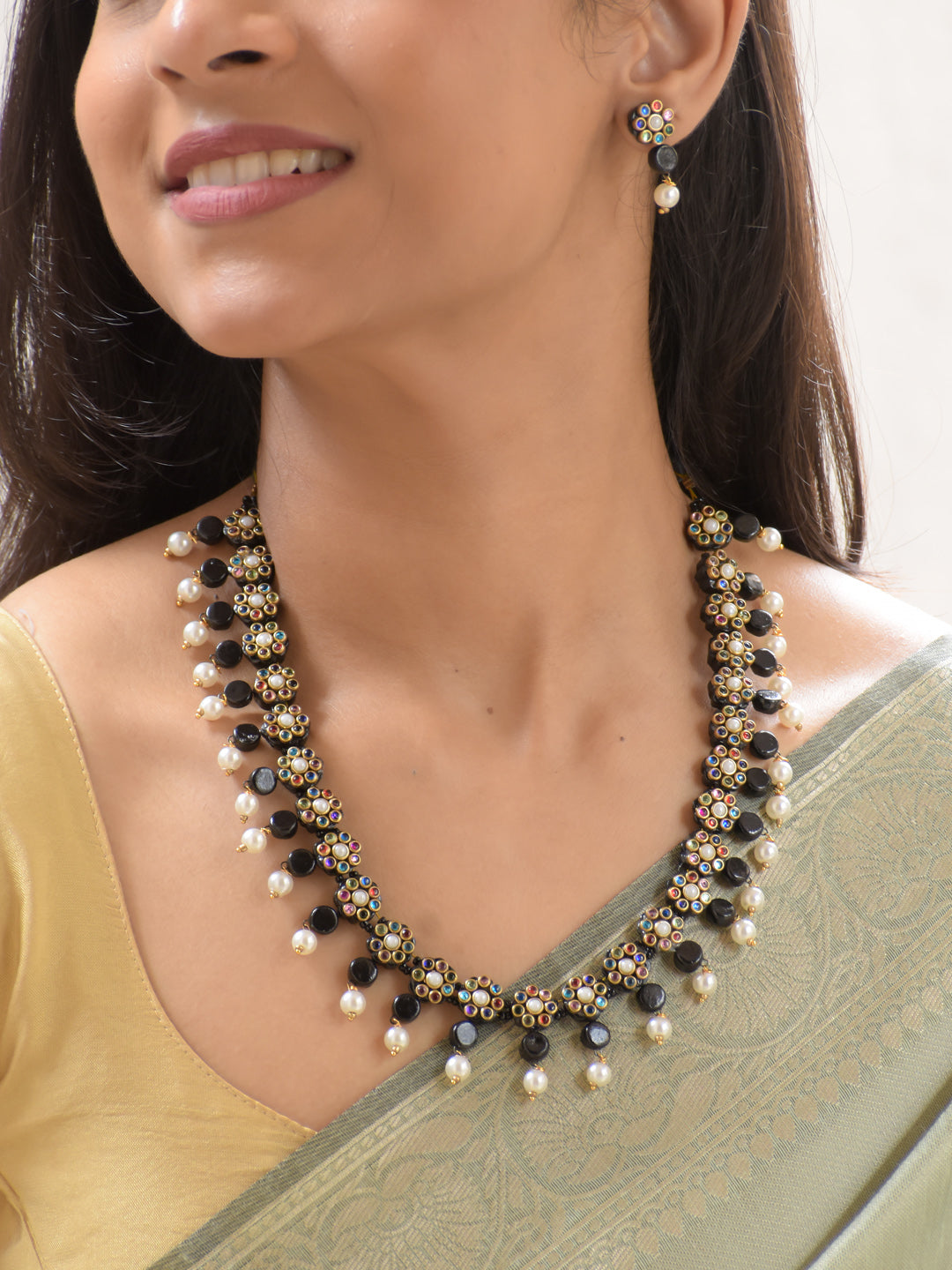 Black, White, Pearl & Antique Gold Floral Necklace Set