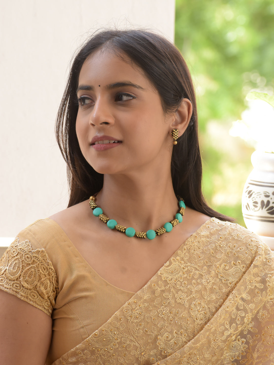 Turquoise Beaded Antique Gold Choker Necklace Set