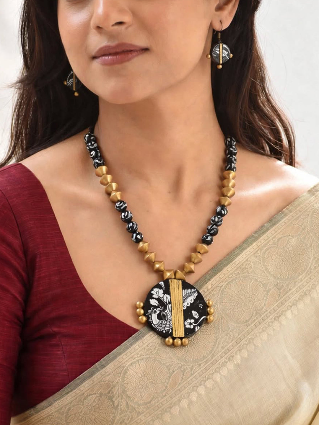 Antique Gold Toned Circular Shape Hand Painted Peacock Design Pendant Terracotta Medium Necklace Set