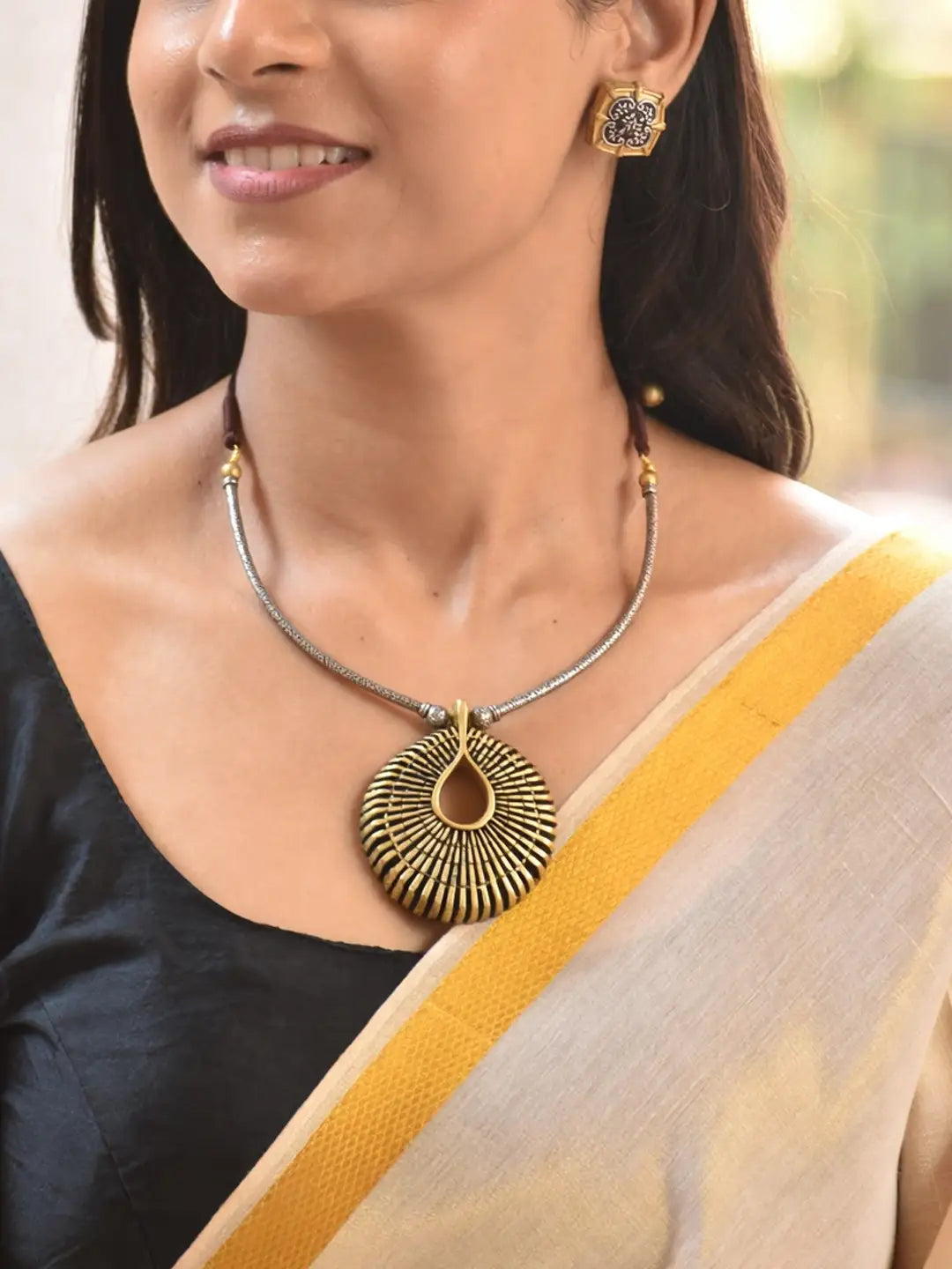 Tear Drop Design Hand Painted Terracotta Jewellery Set